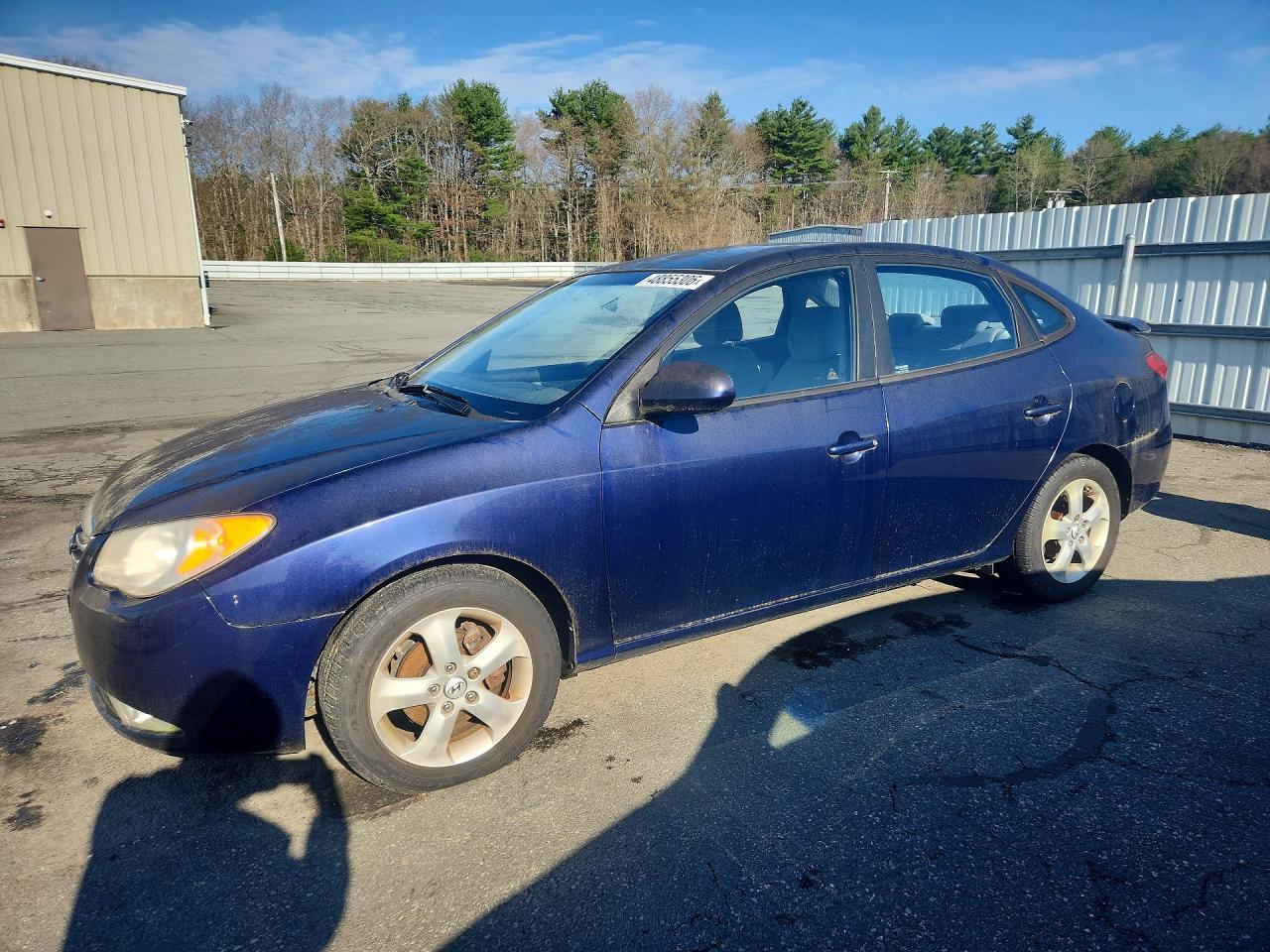 Salvage Hyundai ELANTRA Image