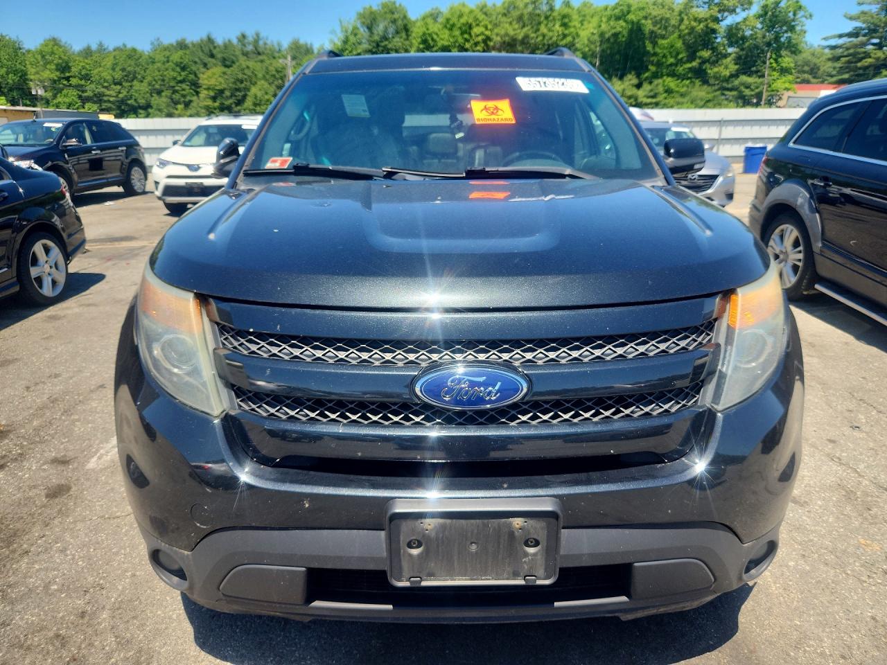 Ford Explorer Sport