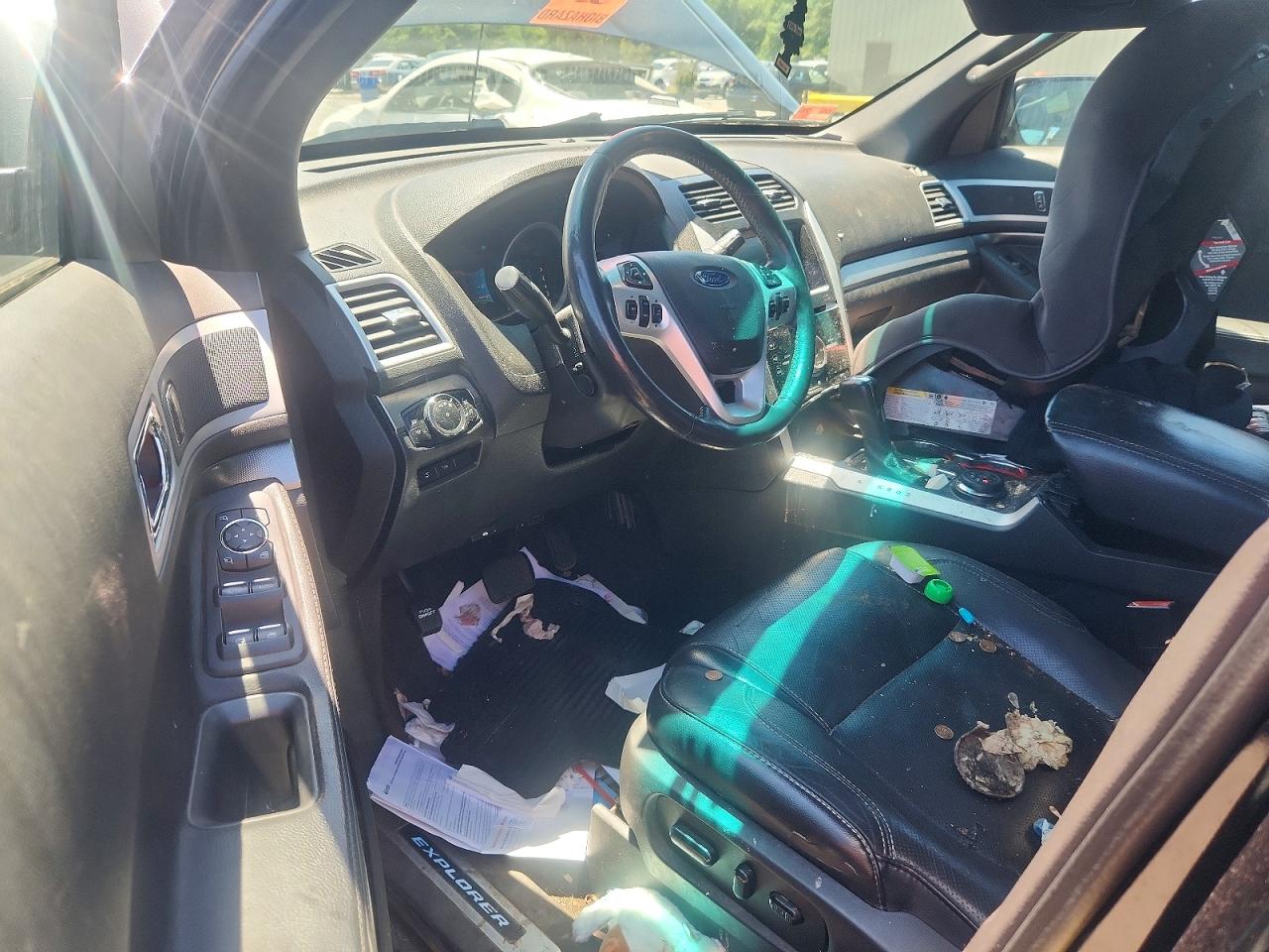 Ford Explorer Sport