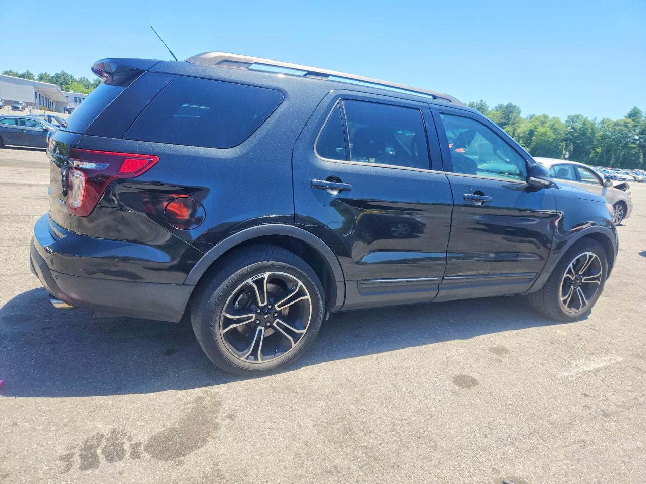 Ford Explorer Sport