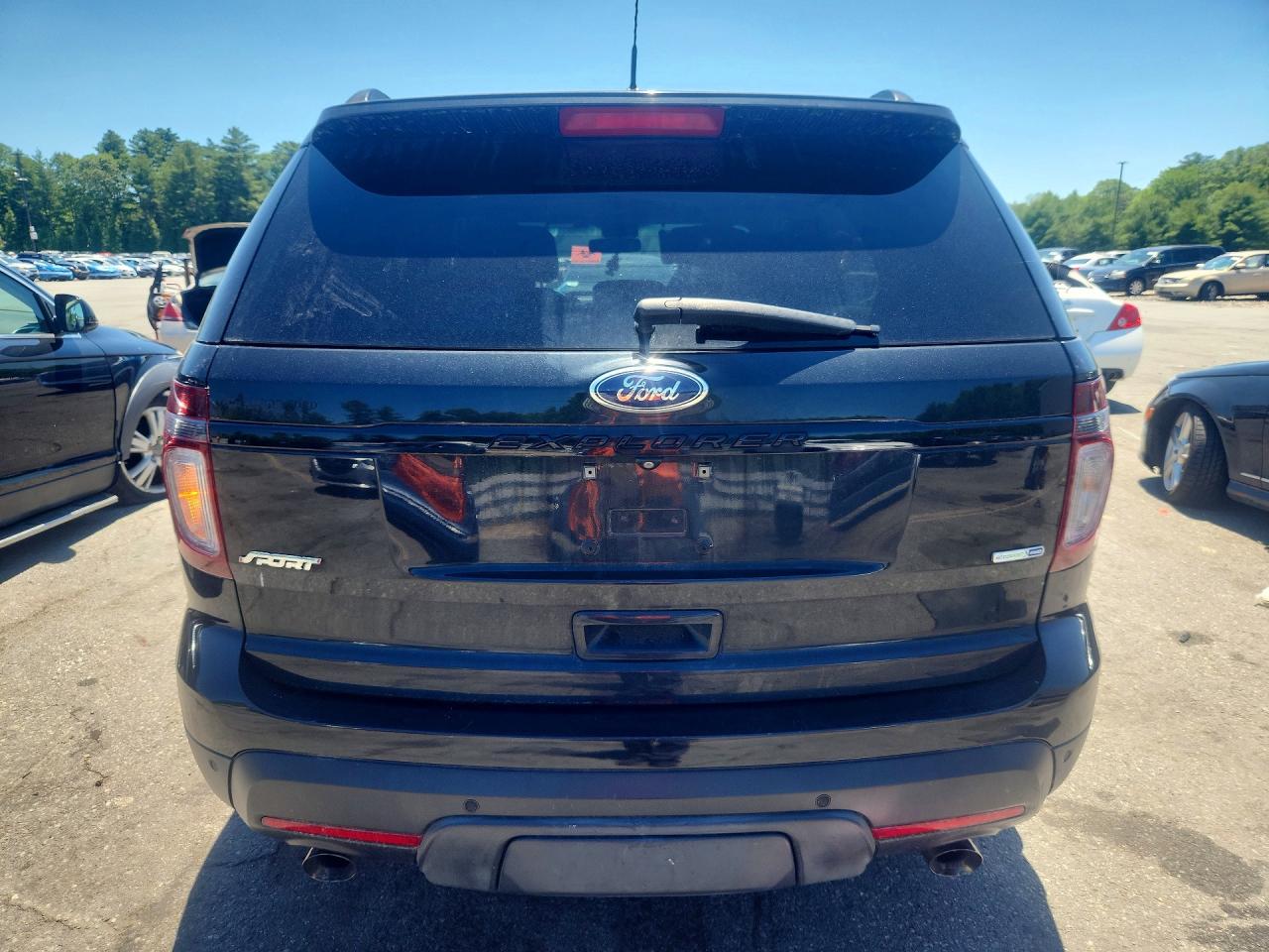 Ford Explorer Sport