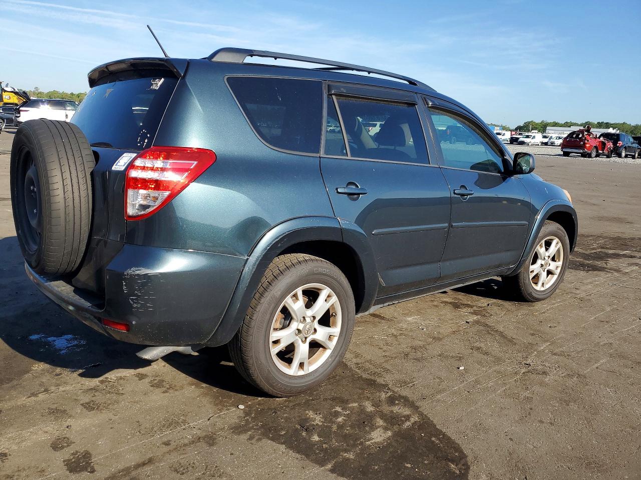 Toyota RAV4 Base
