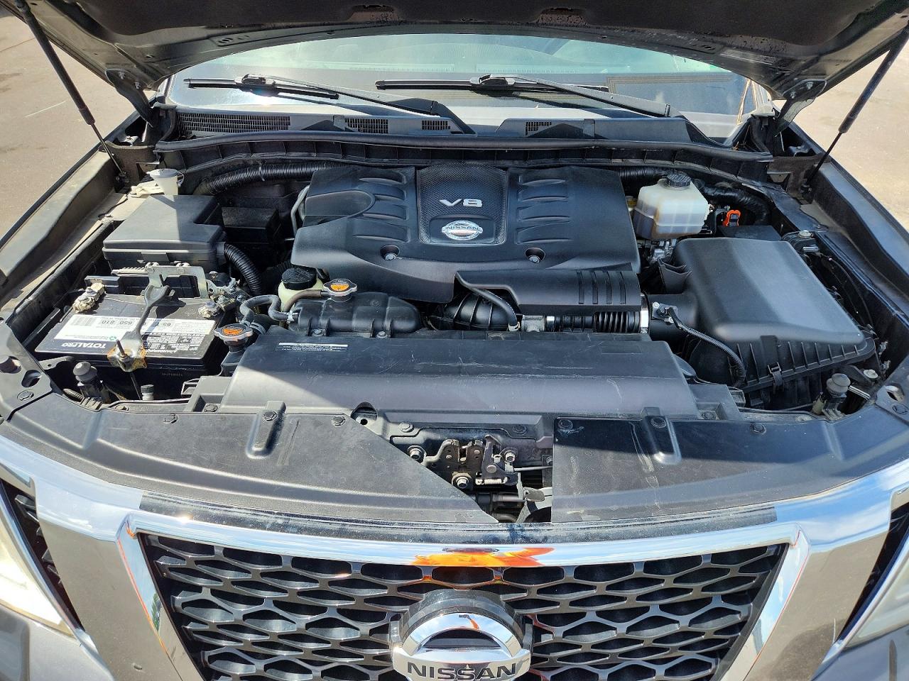 Nissan Armada Platinum