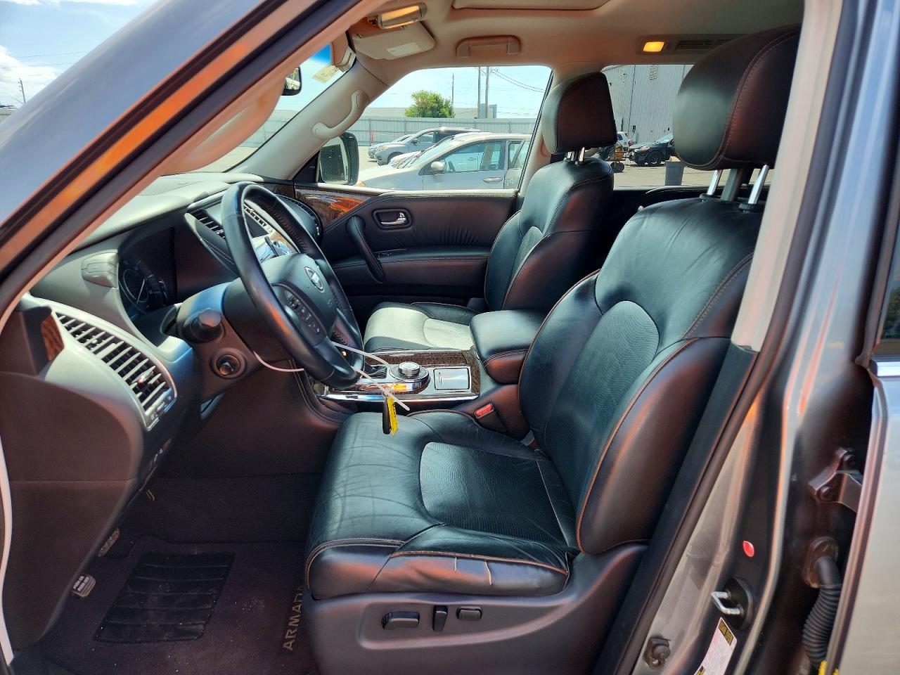 Nissan Armada Platinum