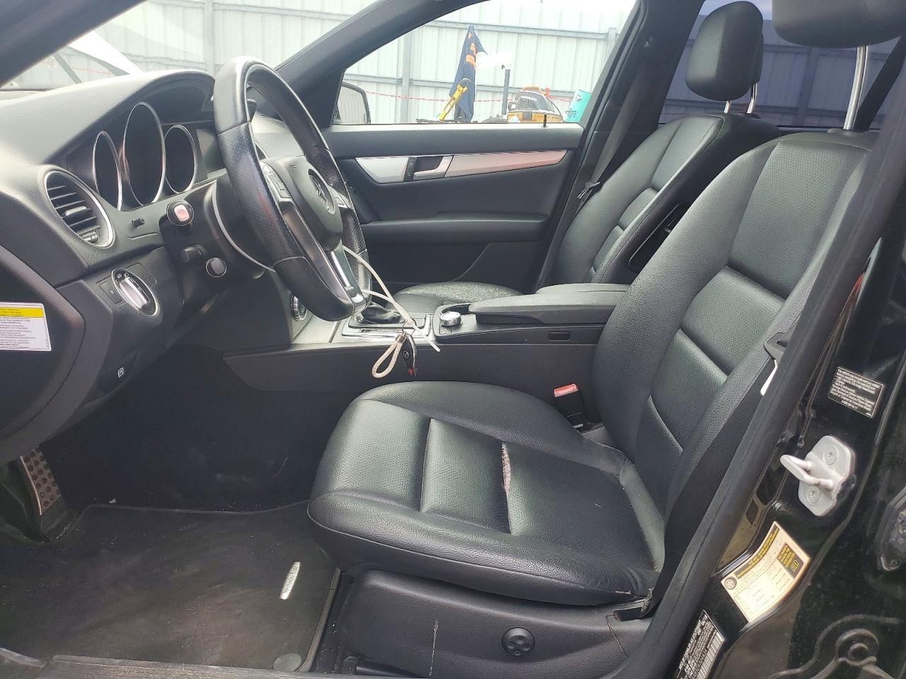 Mercedes-Benz C-Class 300 4matic