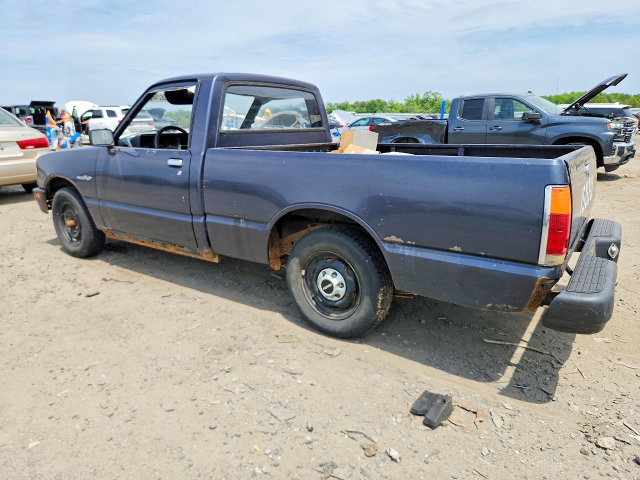 Isuzu Small Pu