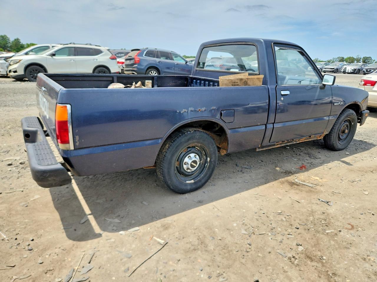 Isuzu Small Pu