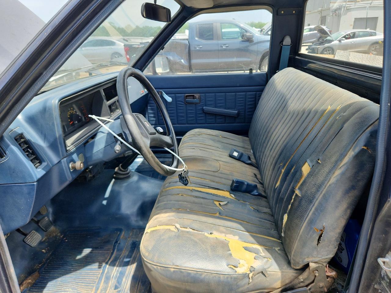 Isuzu Small Pu