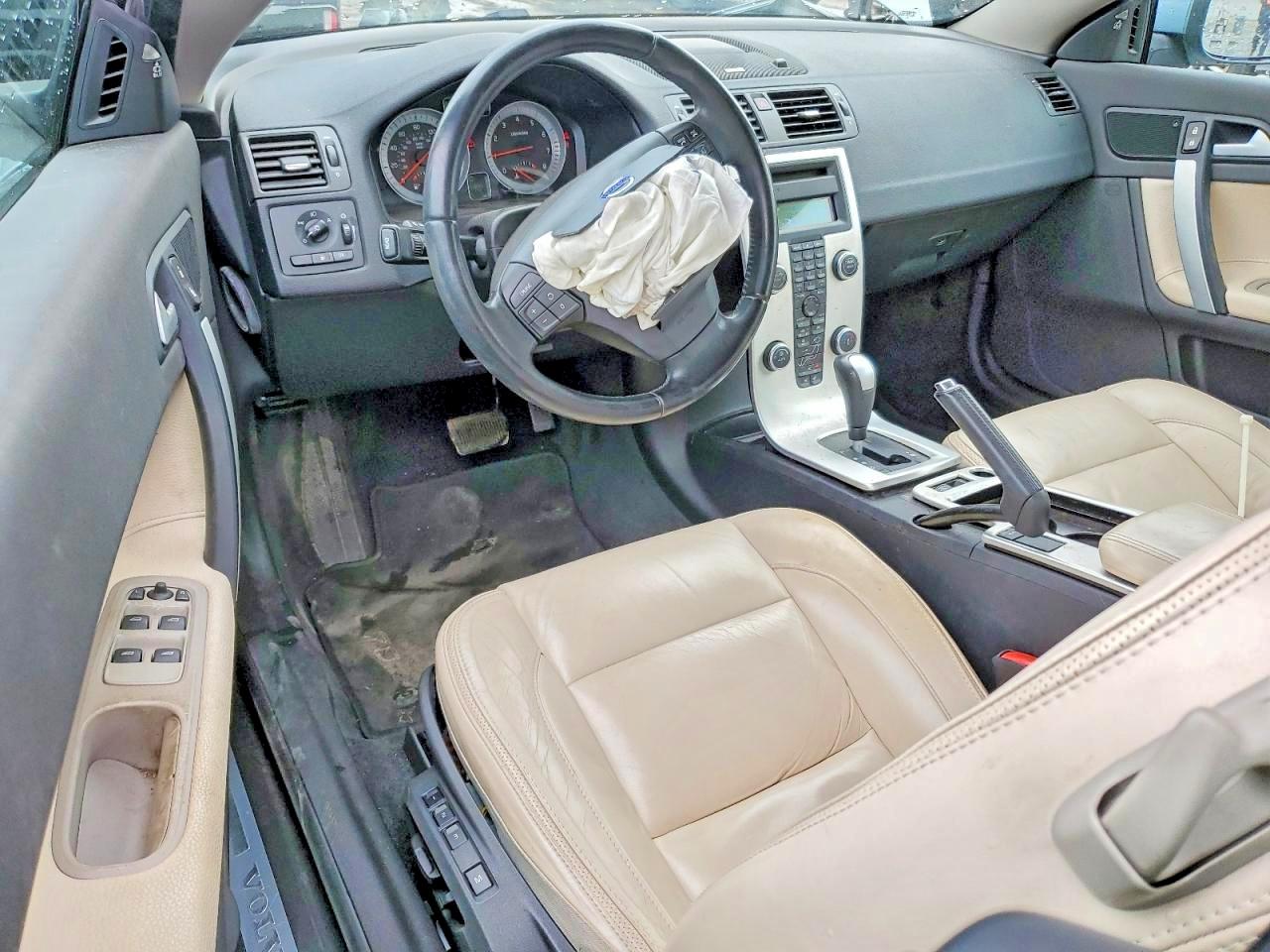 Volvo C70 T5