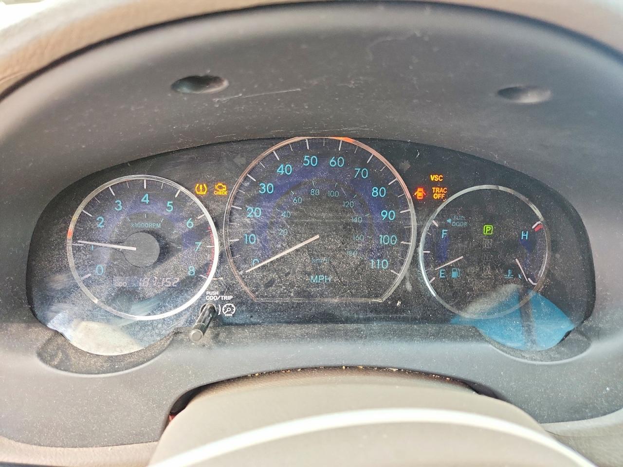 Toyota Sienna Le 8-passenger