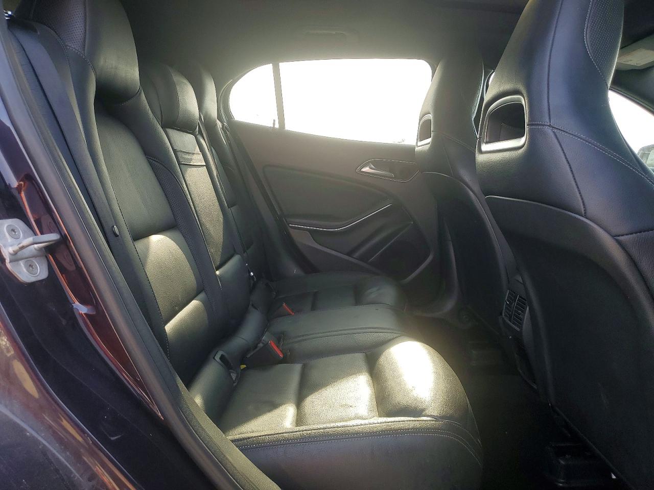 Mercedes-Benz GLA 250 4matic