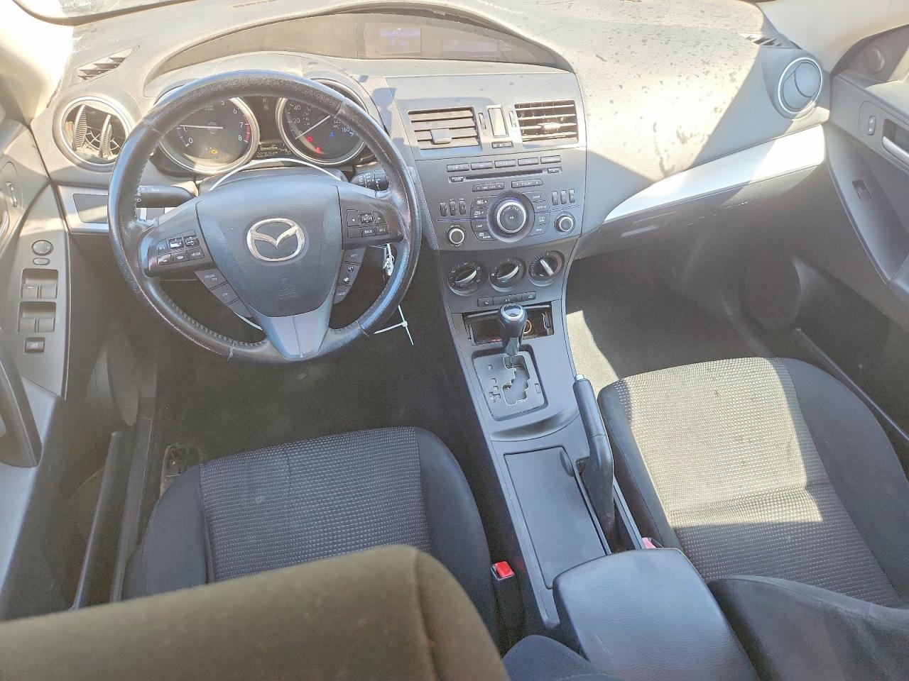 Mazda 3 I