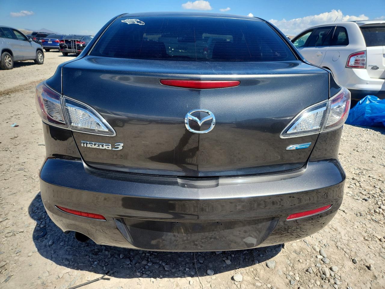 Mazda 3 I