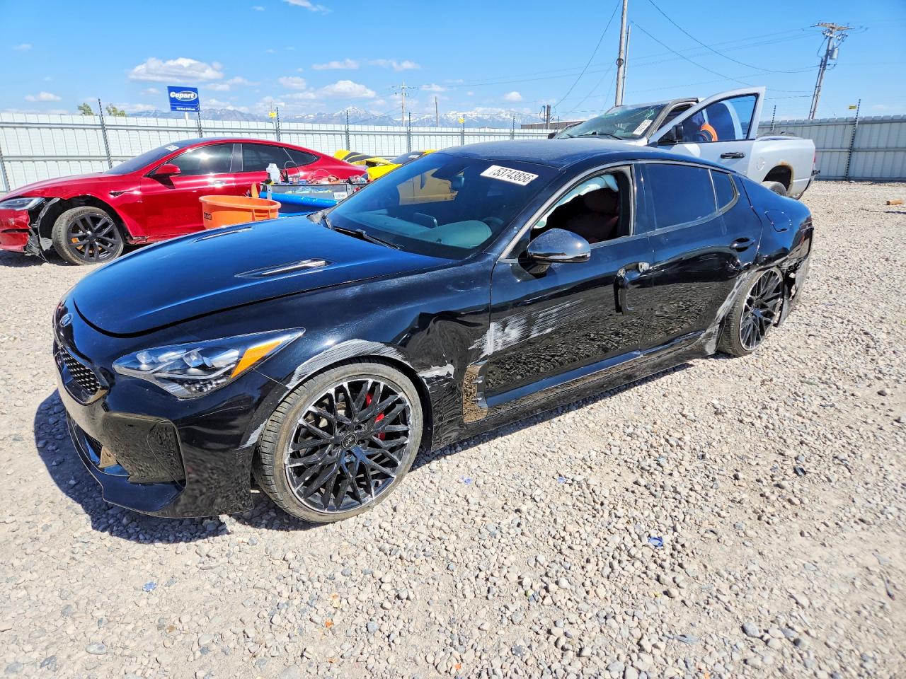 Salvage Kia Stinger Image