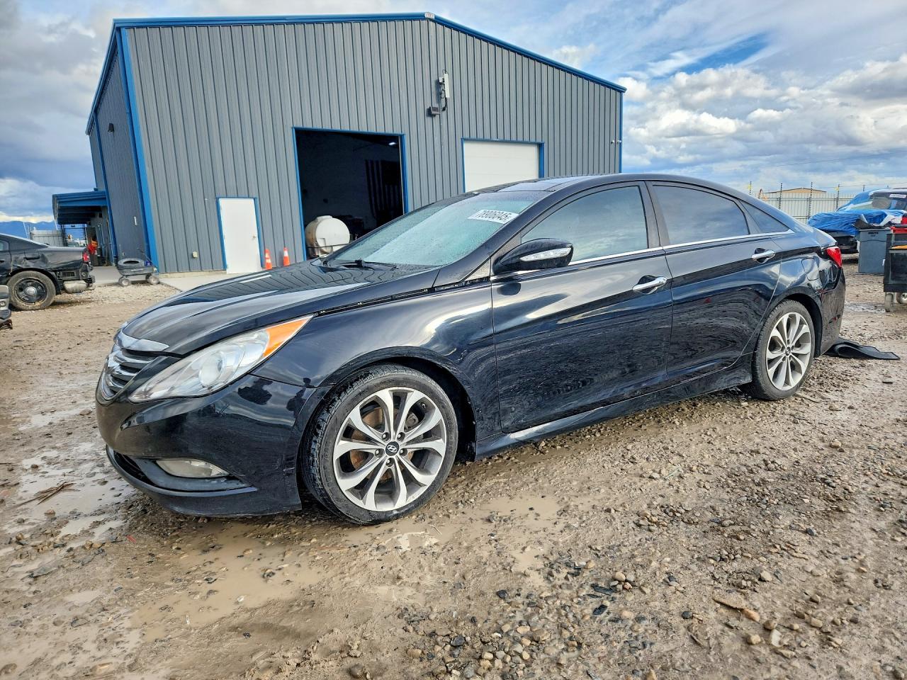 Salvage Hyundai SONATA Image