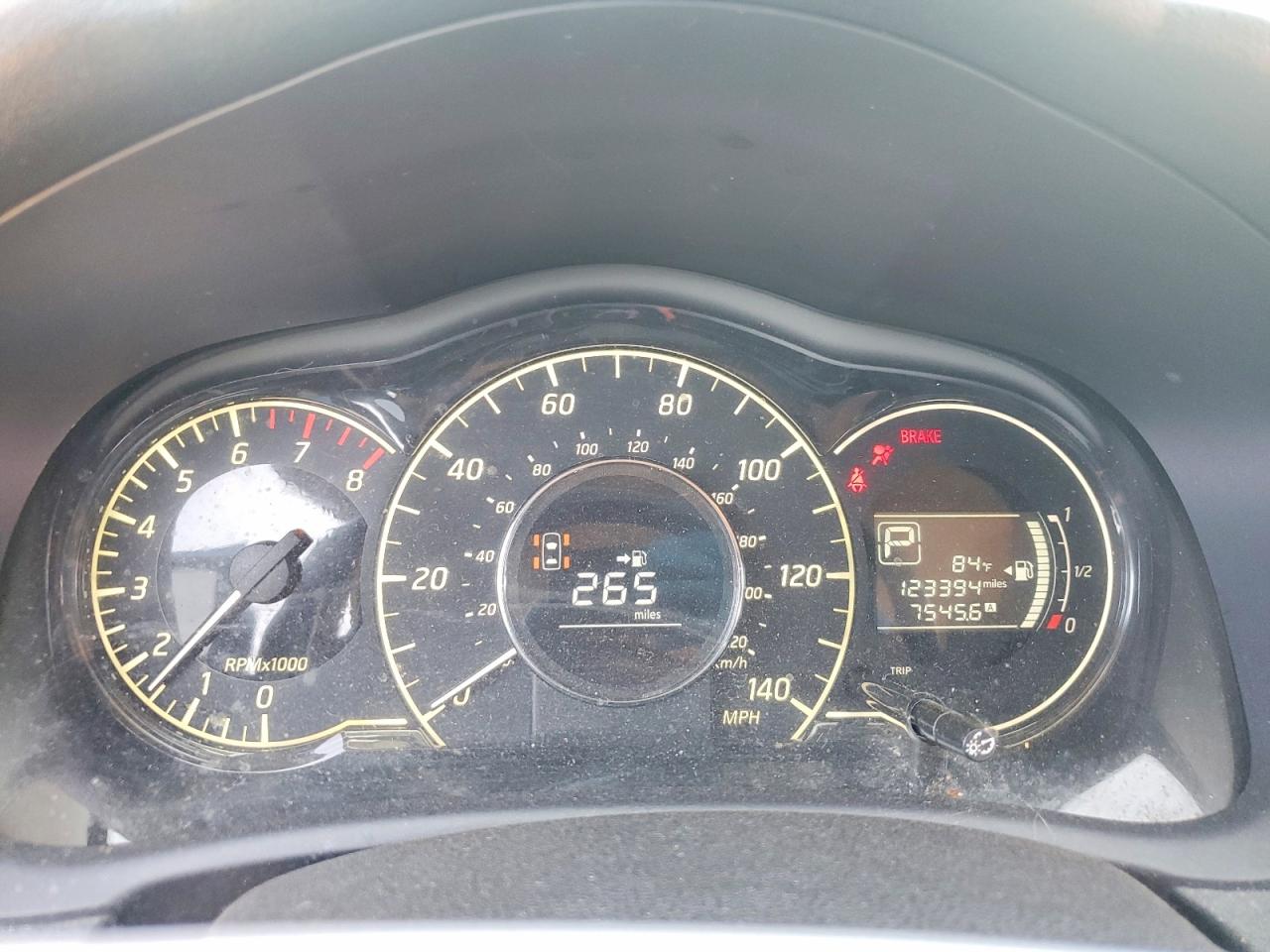 Nissan Versa Sv