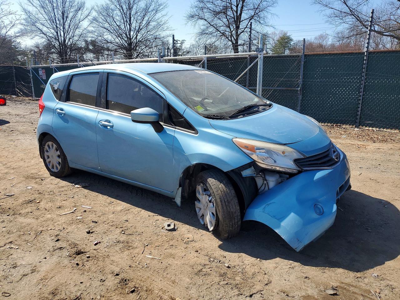 Nissan Versa Sv