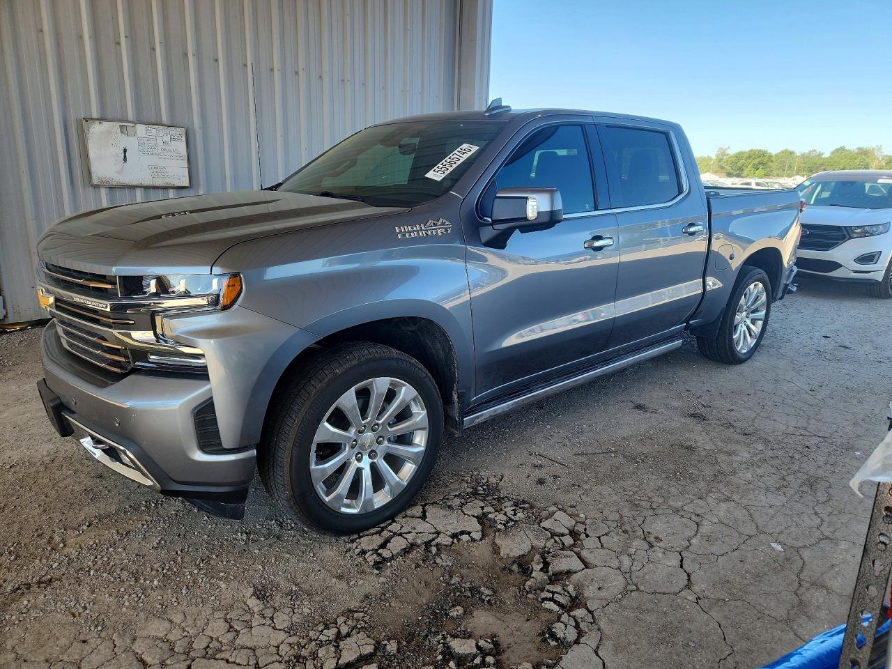 Salvage Chevrolet Silverado Image