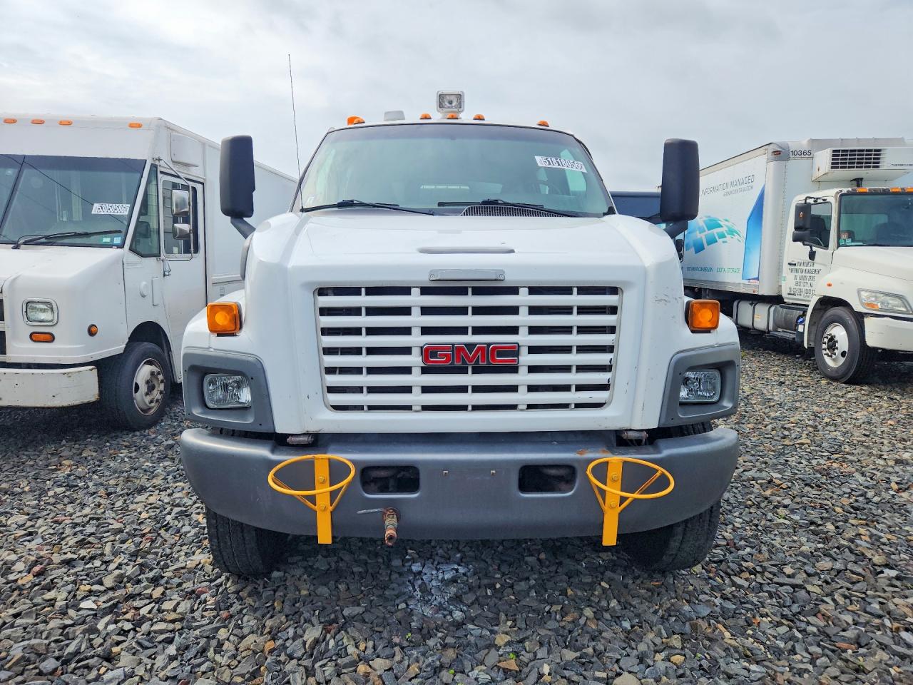 GMC C K R8500 C8e042