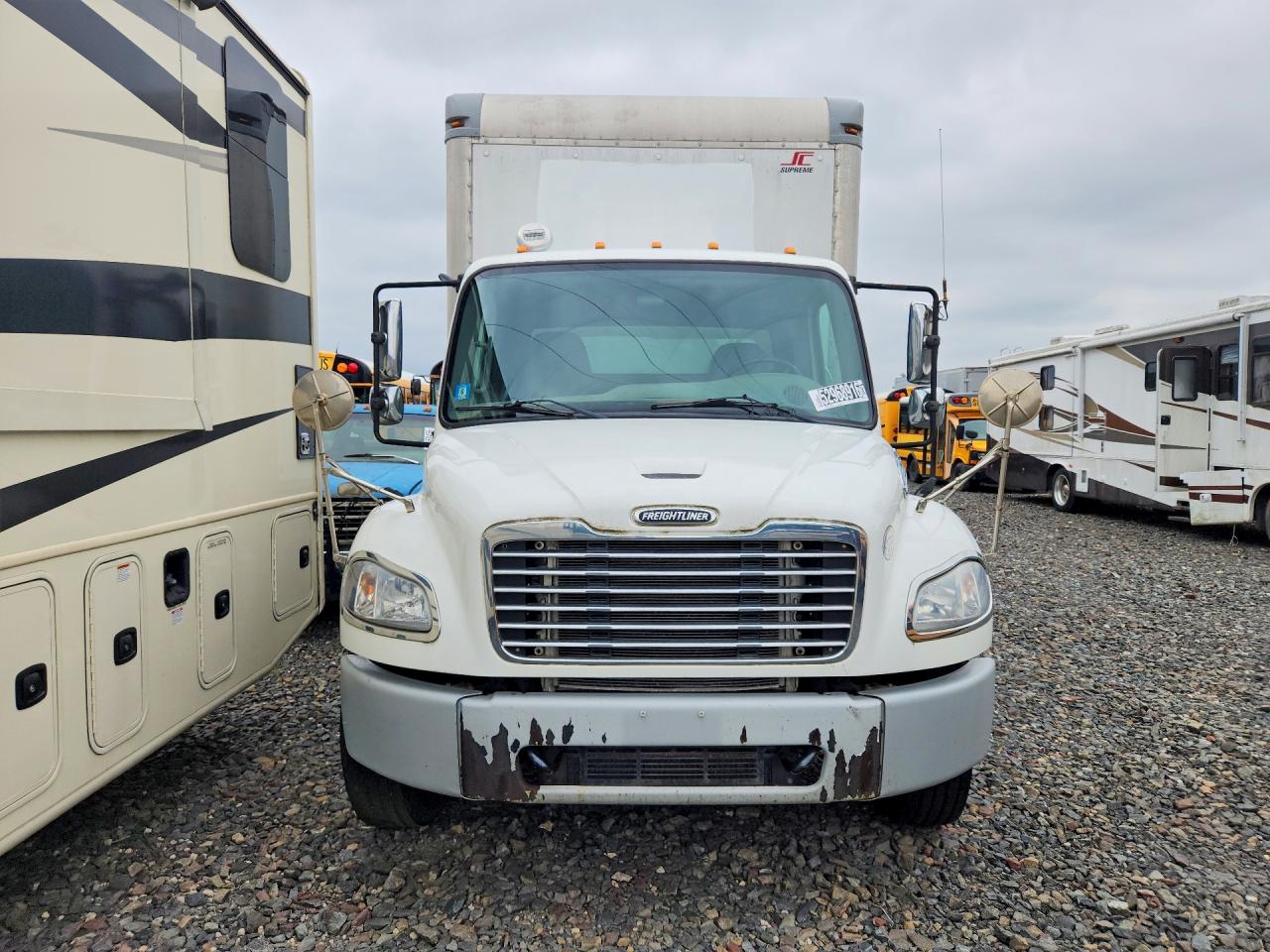 Fruehauf Medium Duty Box Trucks