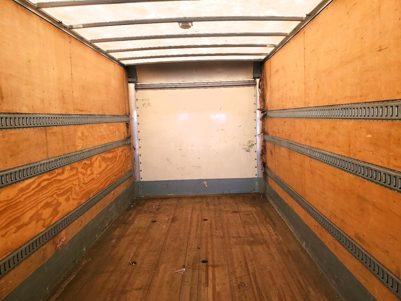 Fruehauf Medium Duty Box Trucks