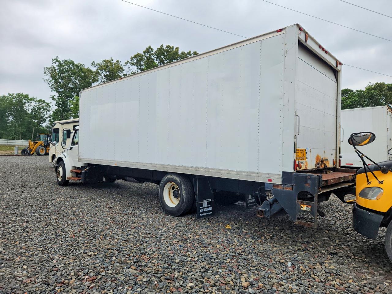 Fruehauf Medium Duty Box Trucks