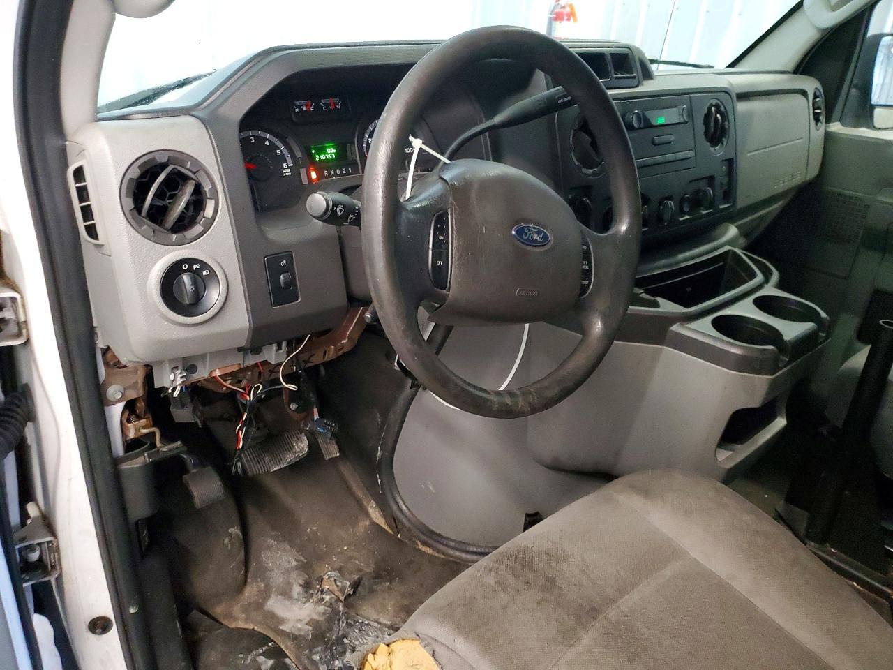 Ford Econoline E250 Van