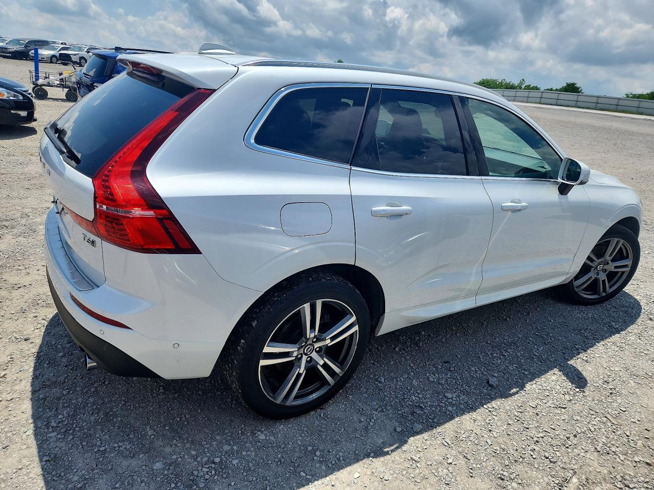 Volvo XC60 T6