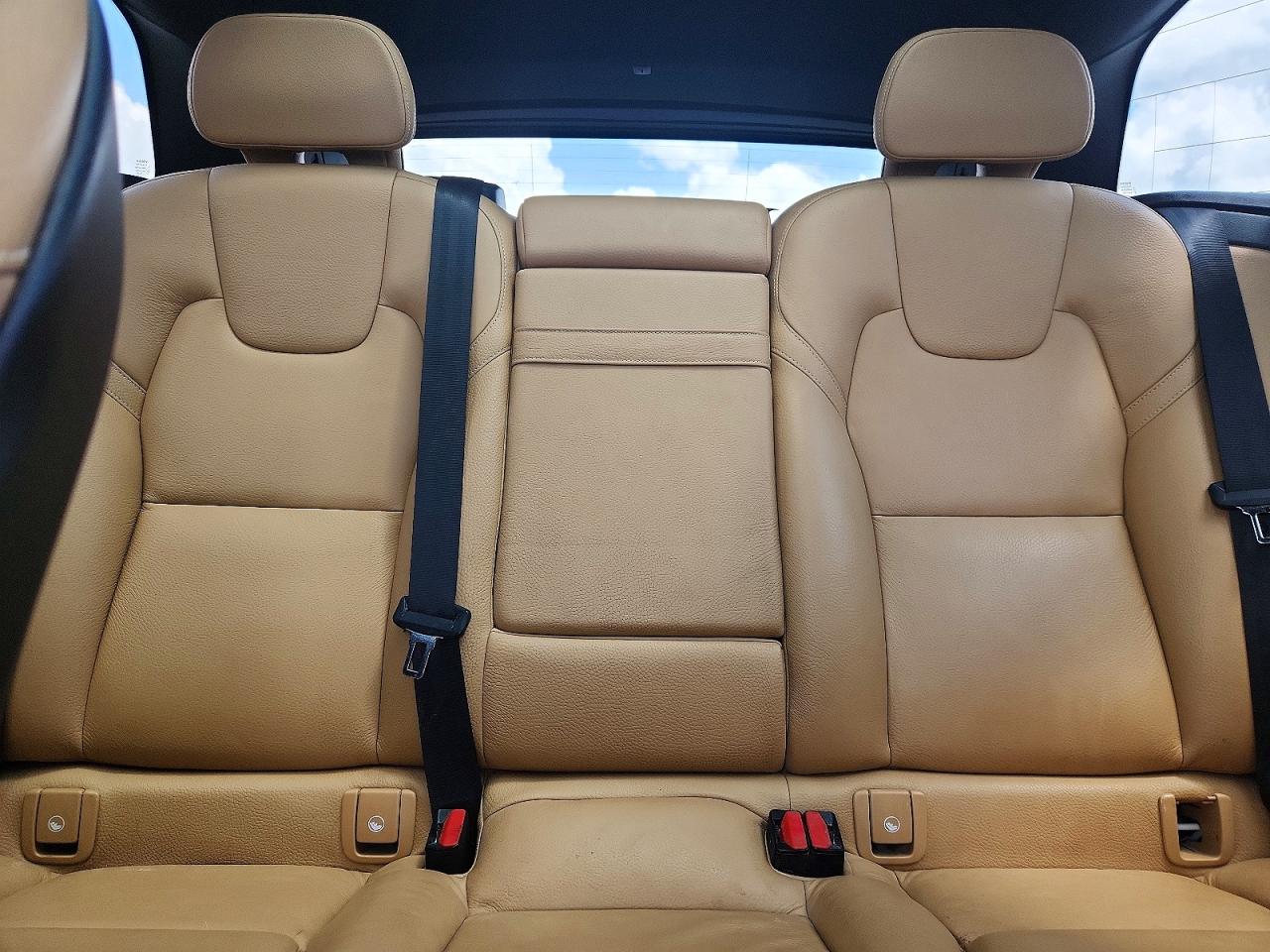 Volvo XC60 T6
