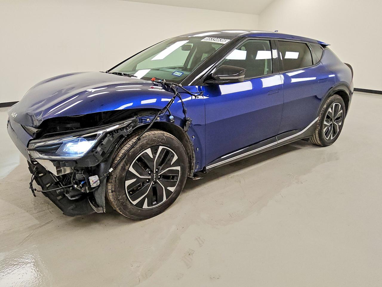 Salvage Kia EV6 Image