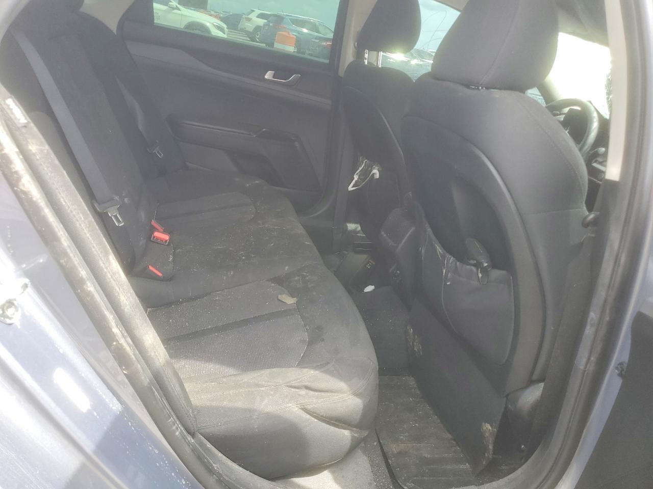 Kia K5 Lxs