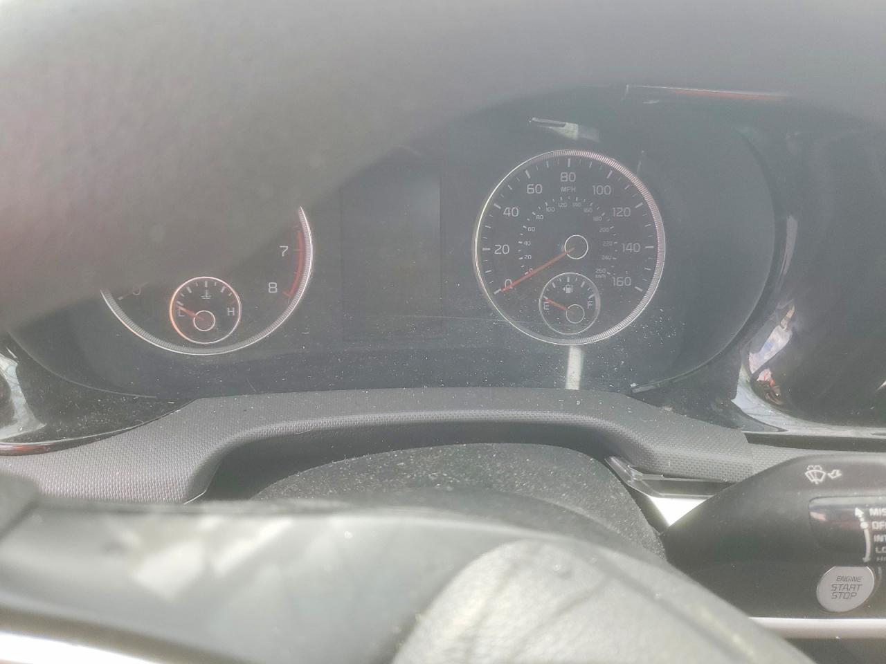 Kia K5 Lxs