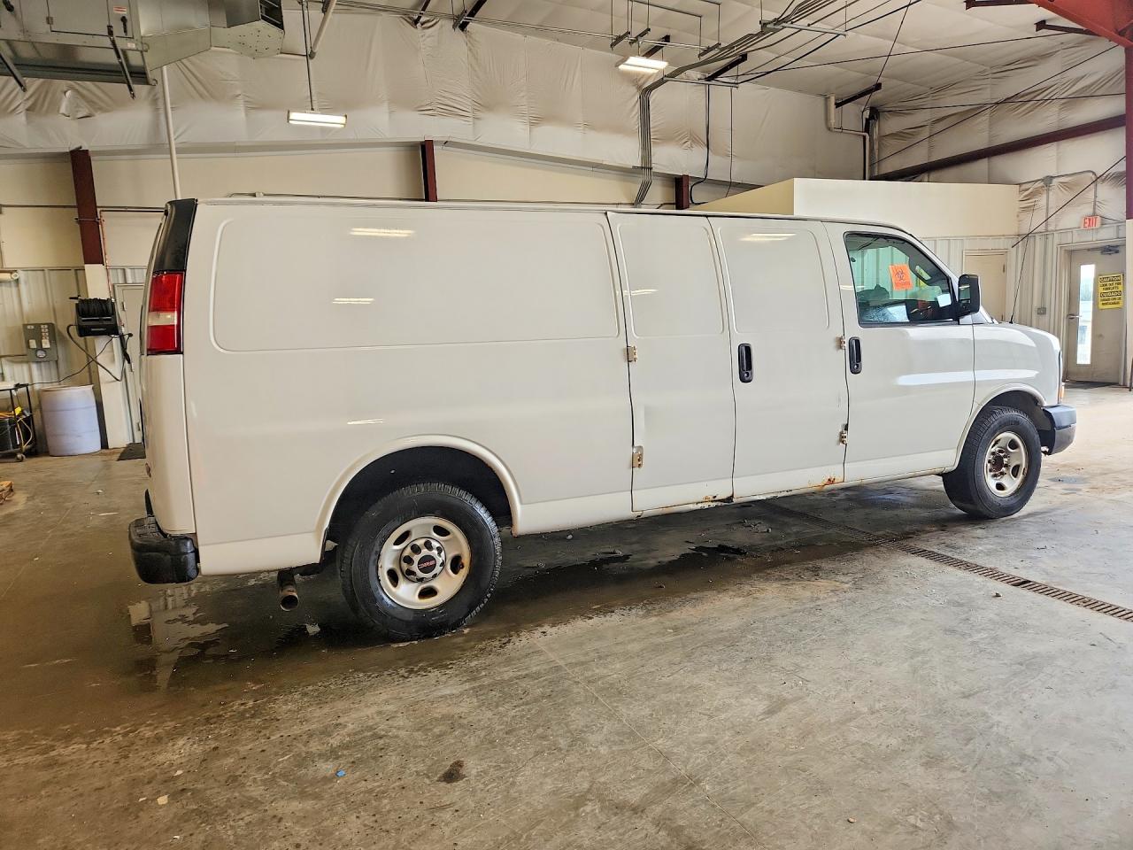 GMC Savana G3500