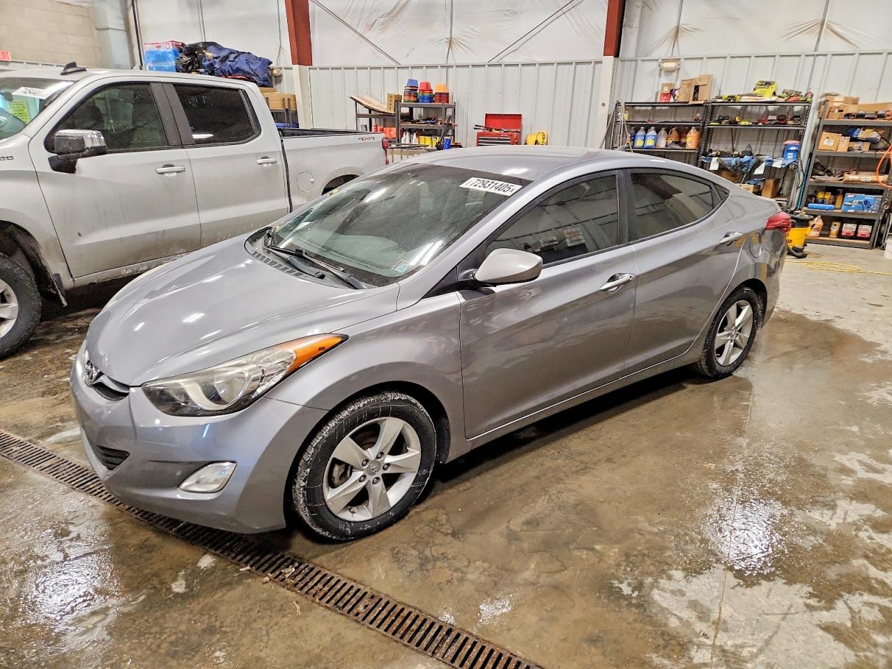 Salvage Hyundai ELANTRA Image
