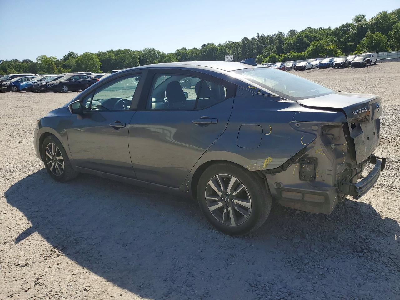 Nissan Versa Sv