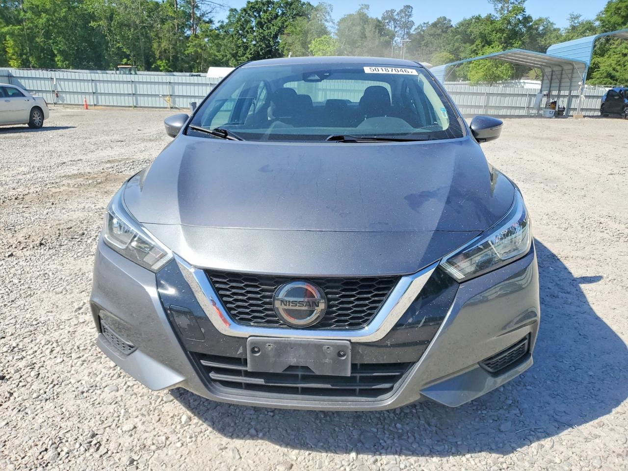 Nissan Versa Sv