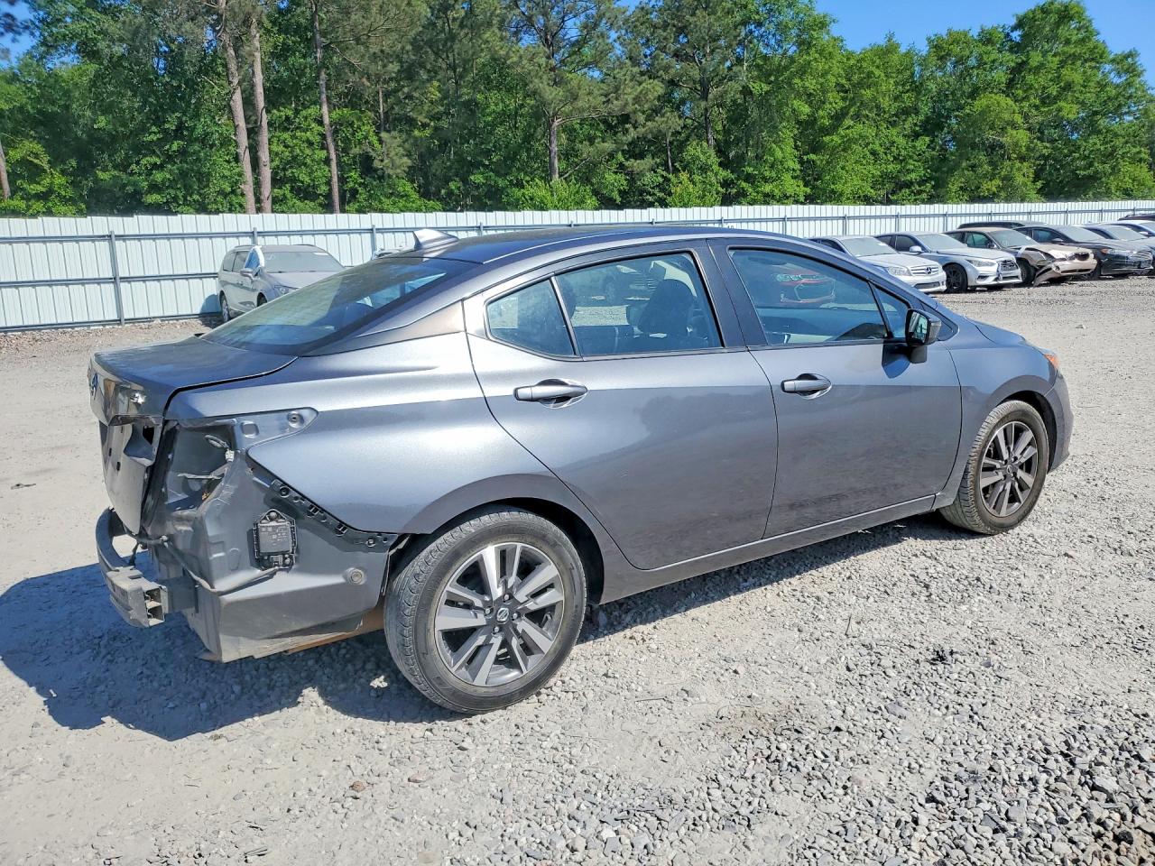 Nissan Versa Sv