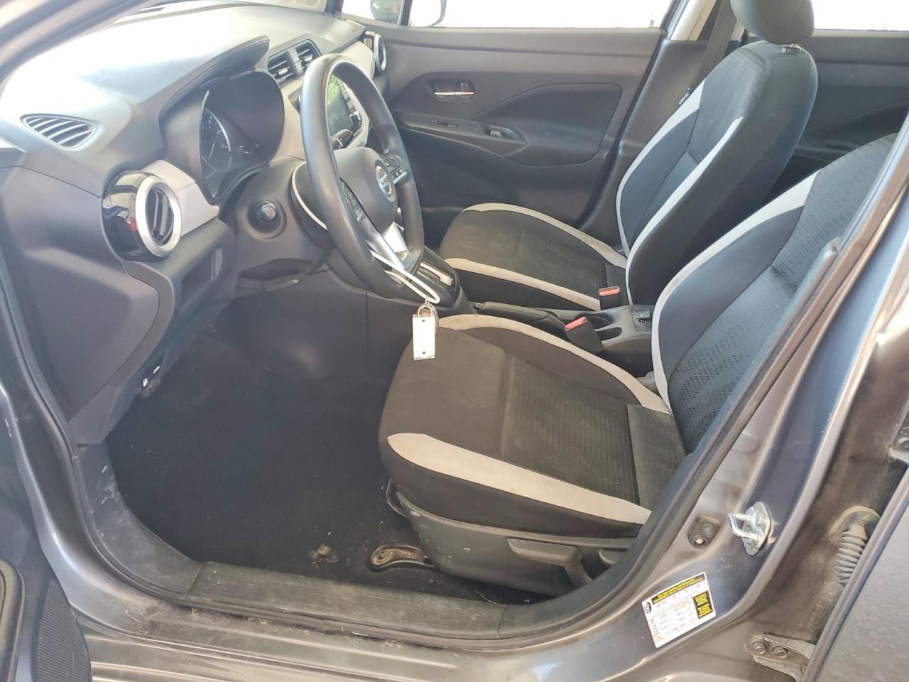 Nissan Versa Sv