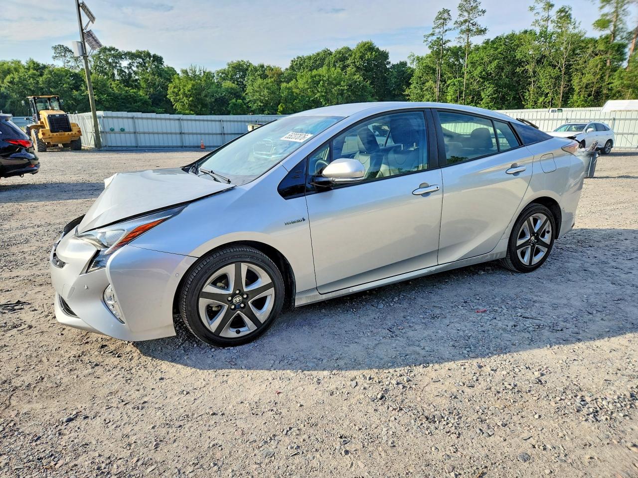 Salvage Toyota Prius Image