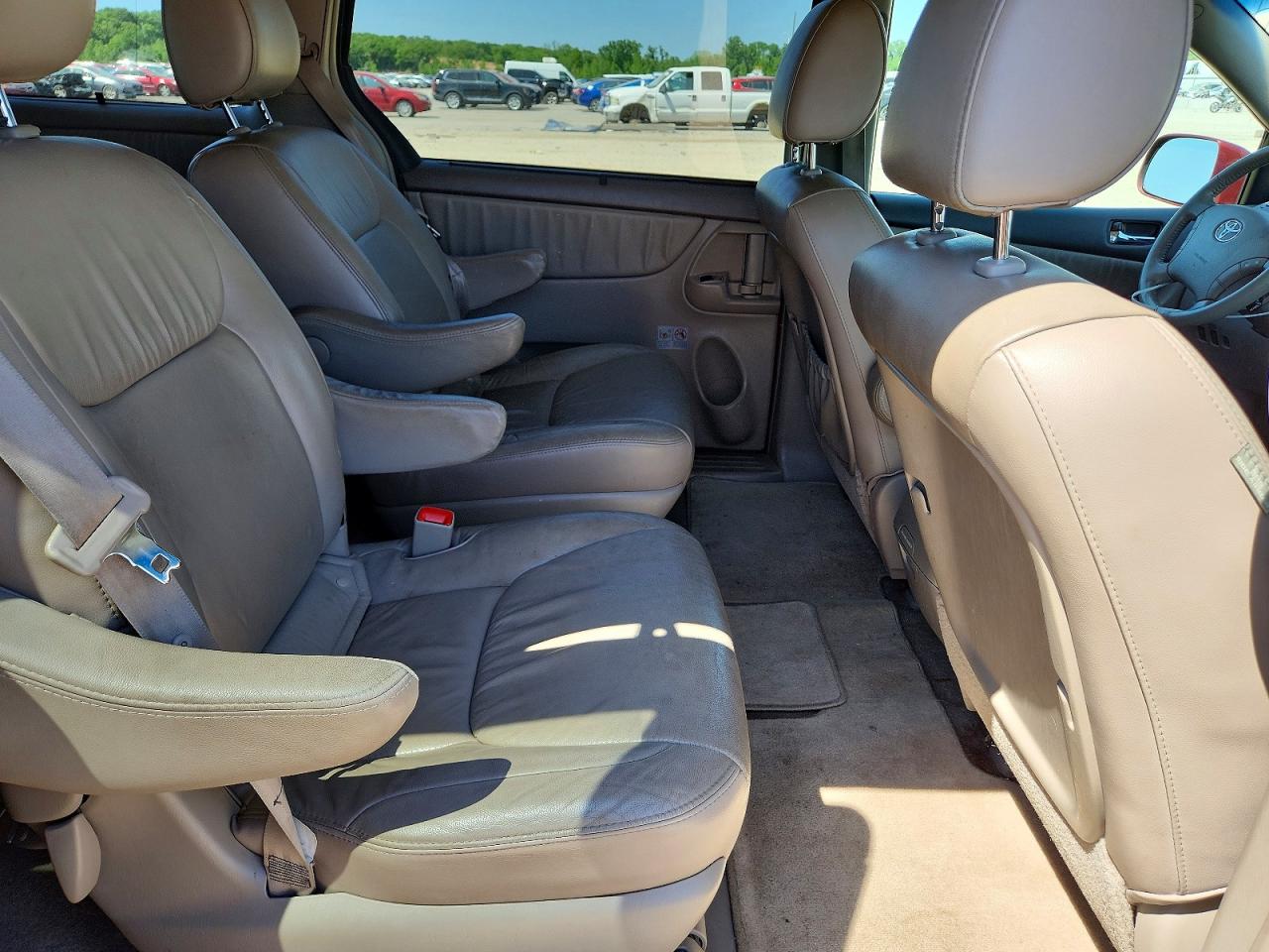 Toyota Sienna Xle