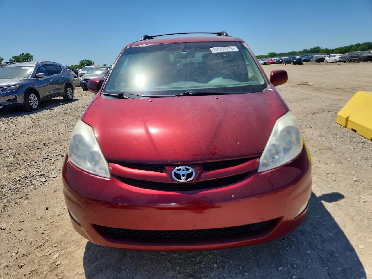 Toyota Sienna Xle