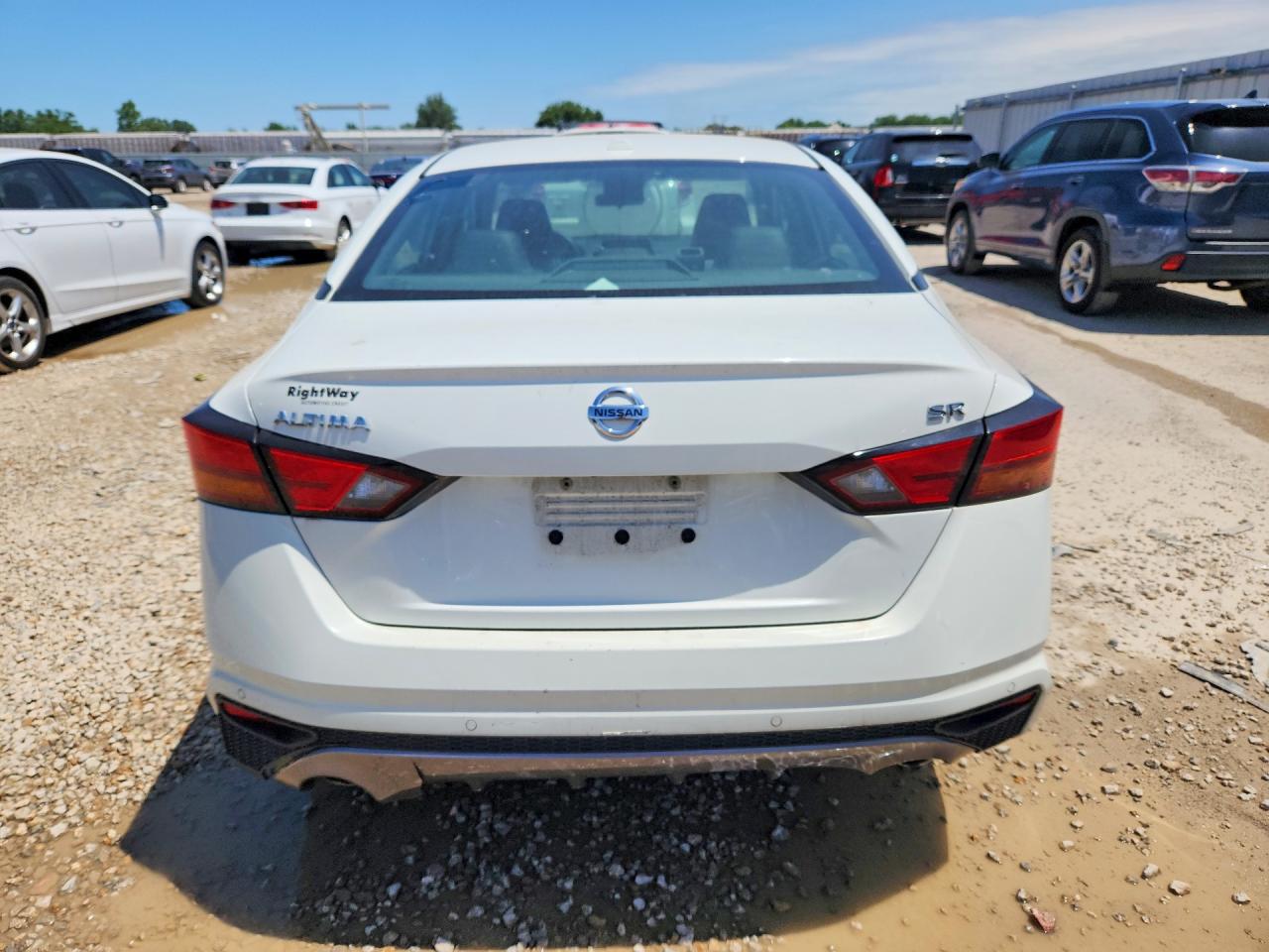 Nissan Altima Sr