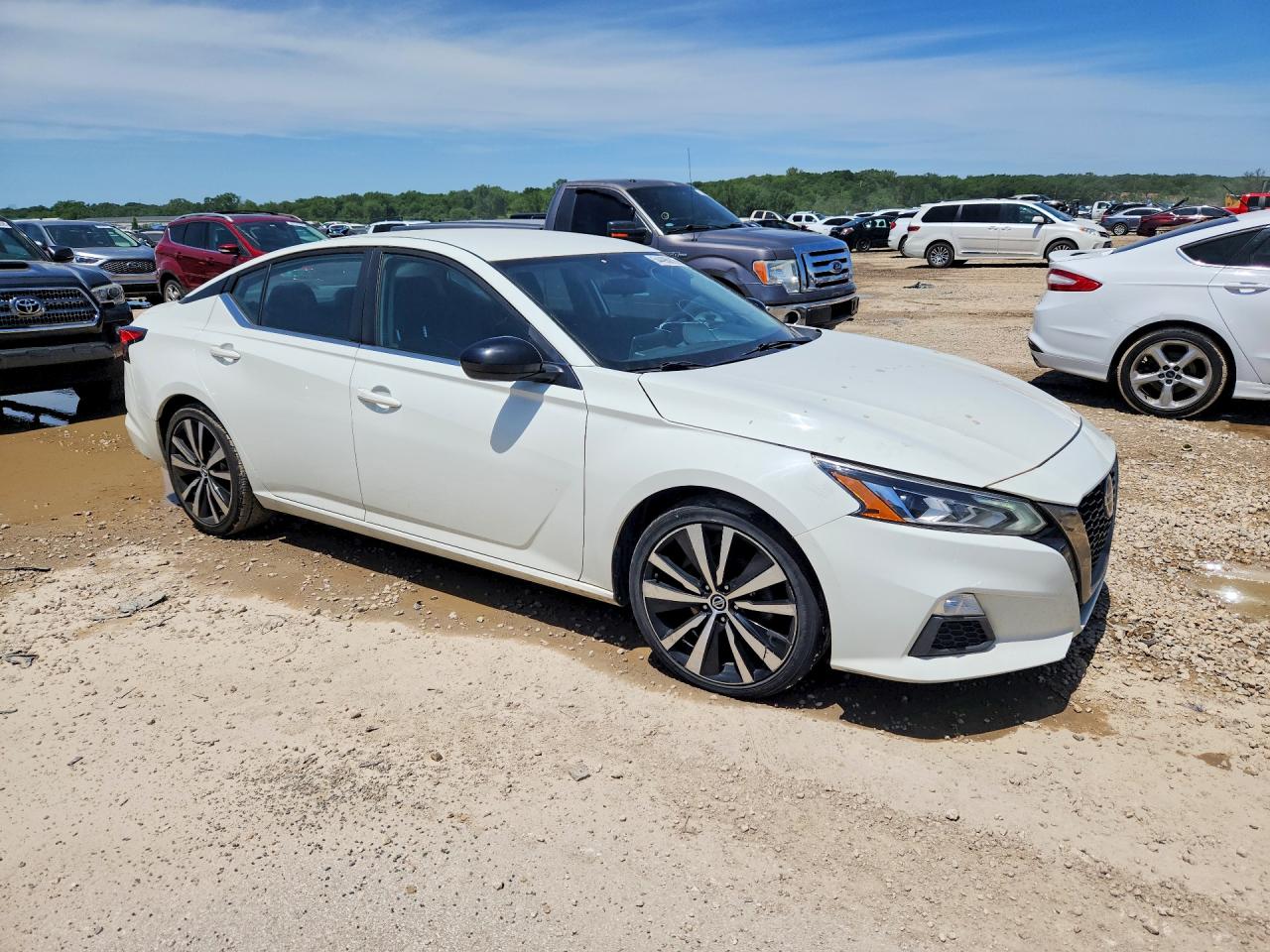 Nissan Altima Sr