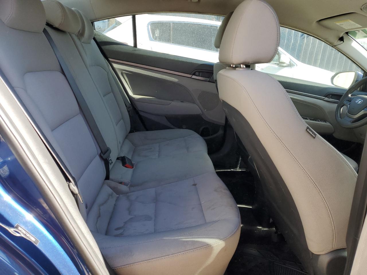 Hyundai ELANTRA Sel