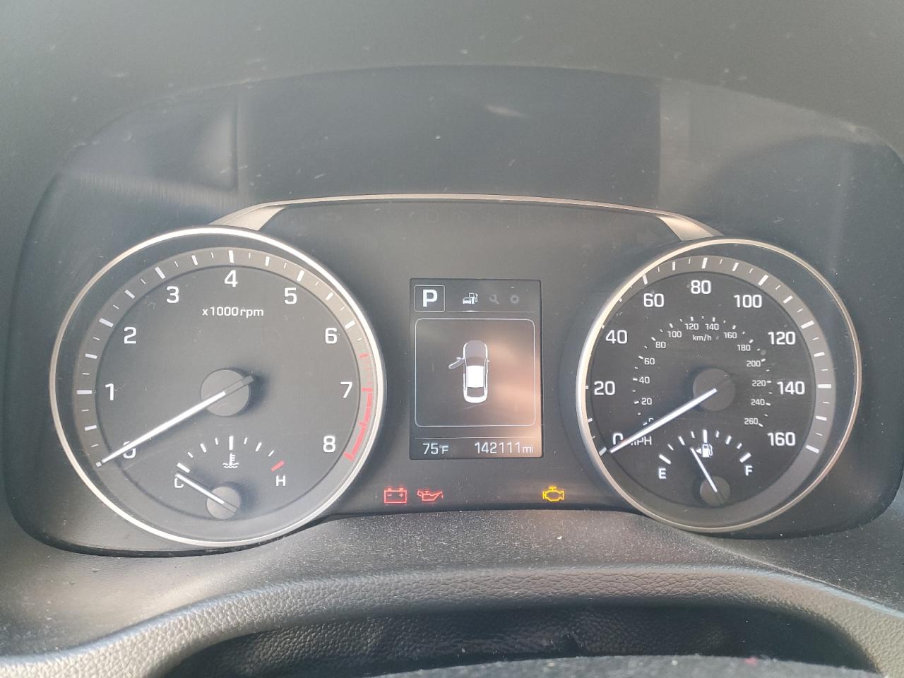 Hyundai ELANTRA Sel