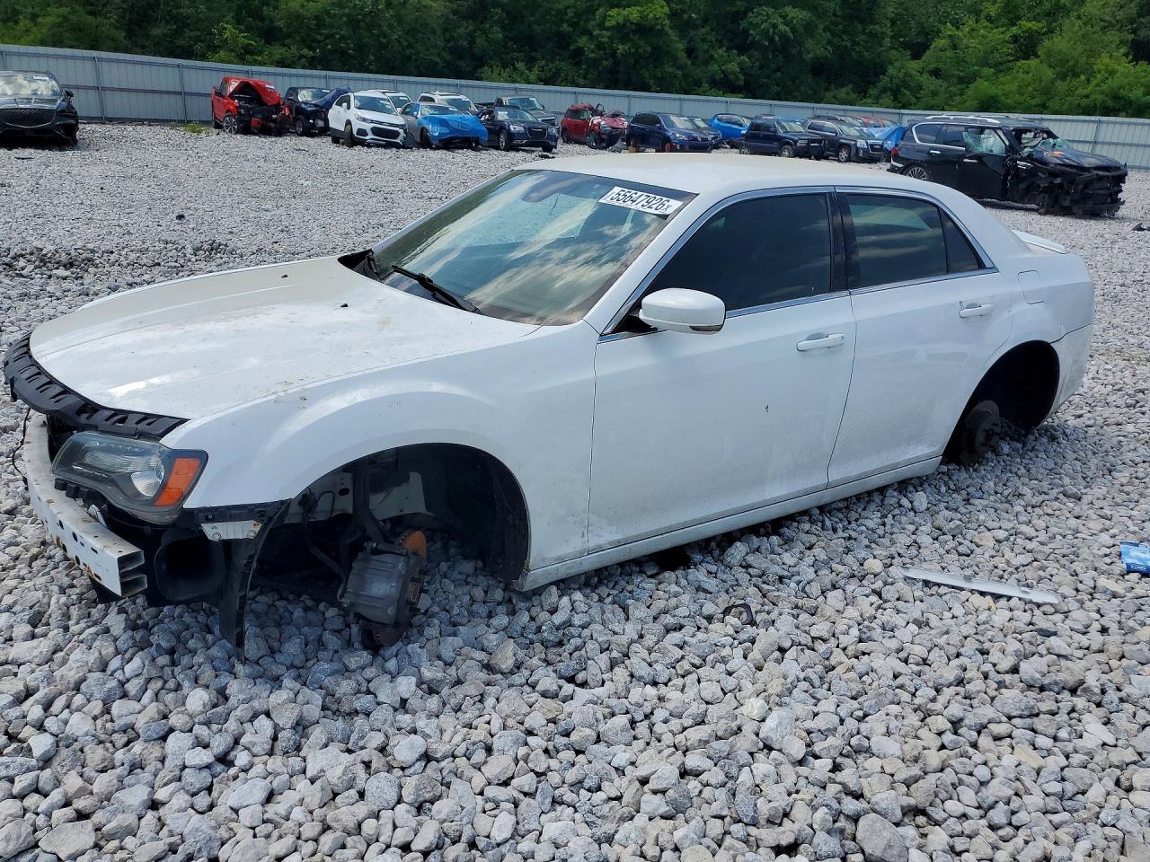 Salvage Chrysler 300 Image