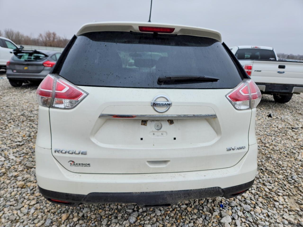 Nissan Rogue S