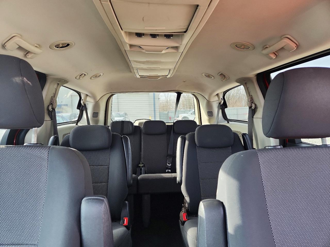 Dodge Caravan Sxt