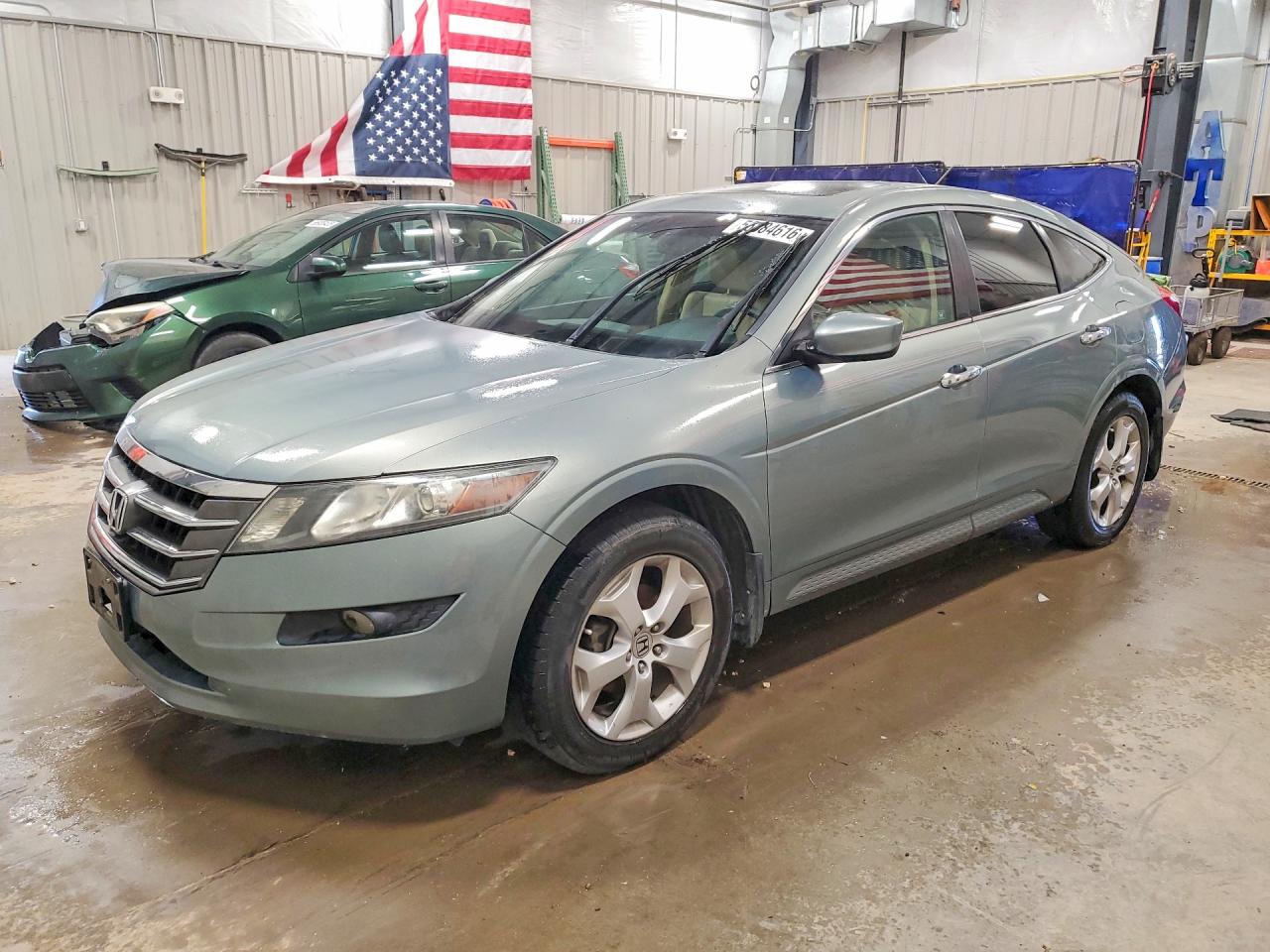 Salvage Honda Accord Image