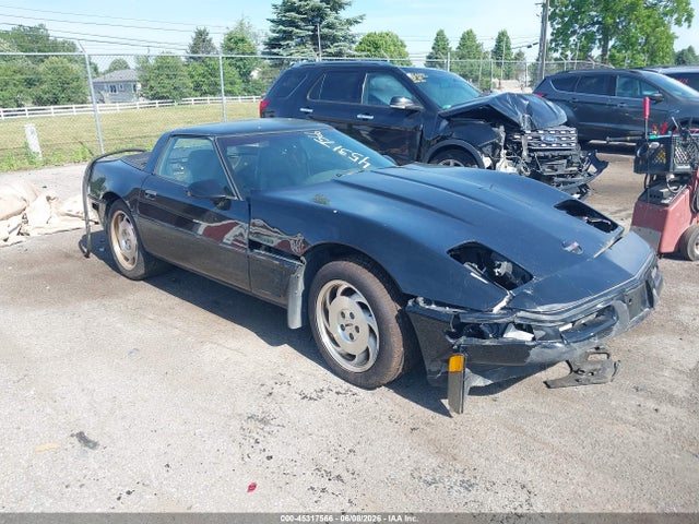 Salvage Chevrolet Corvette Image
